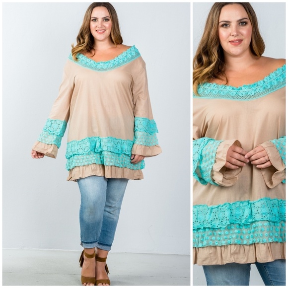 💙PLUS Beige Tunic Top with Aqua Crochet Lace - Picture 2 of 3
